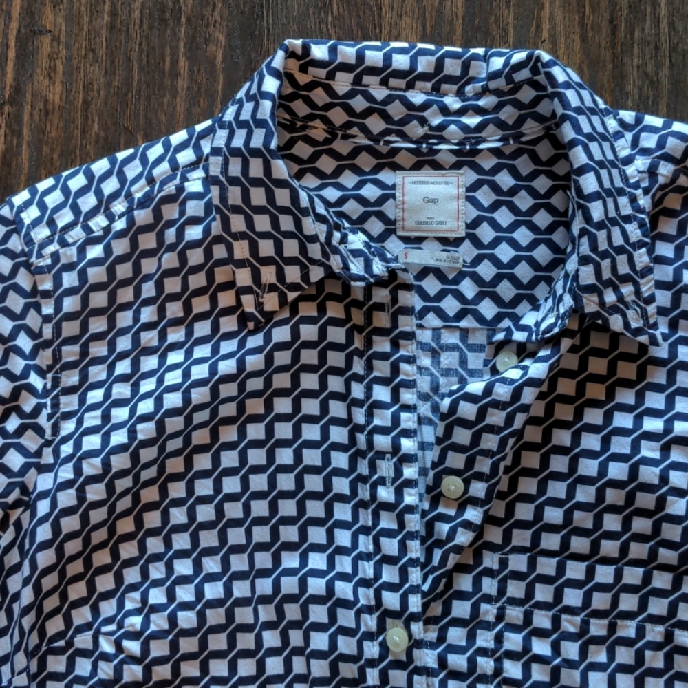 Patterned Gap Tailored Shirt - Picture 2 of 6